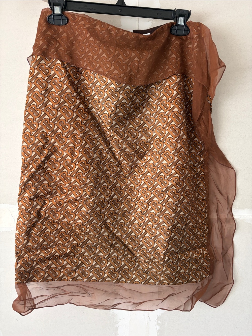 Eau. Burberry Tan Brown TB Monogram Skirt size 8
